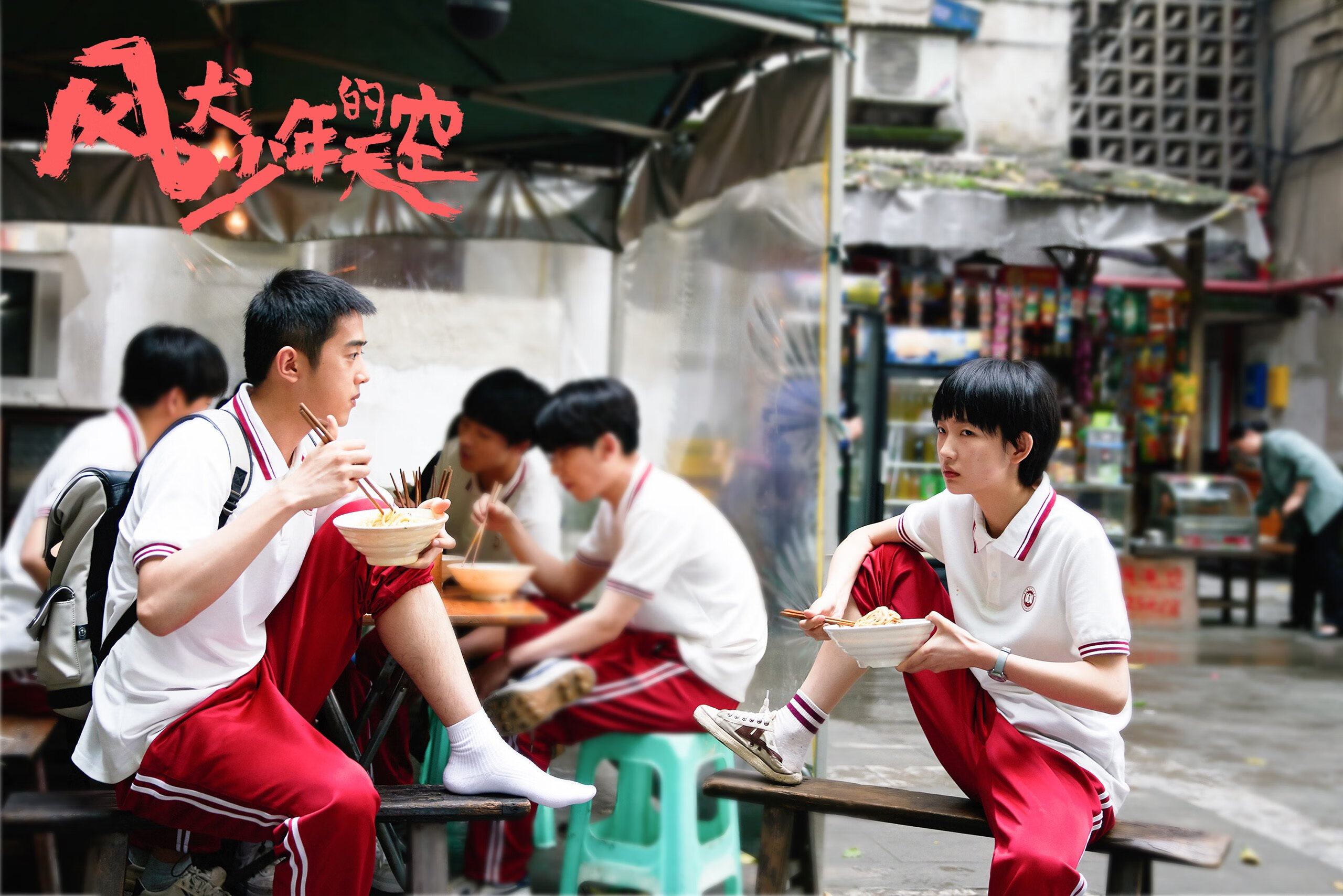 自由泳滑行技术提升速度加快,自由泳滑水动作